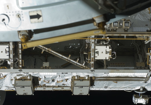 STS129-E-08109