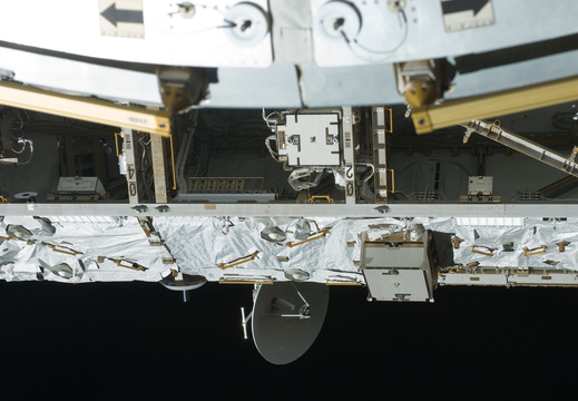 STS129-E-08110