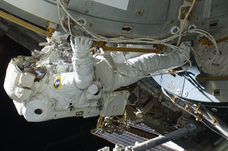 STS129-E-08115.jpg