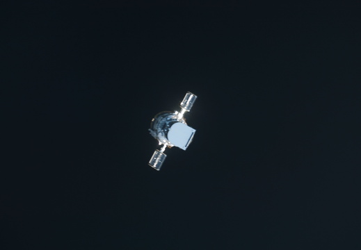 STS125-E-06543