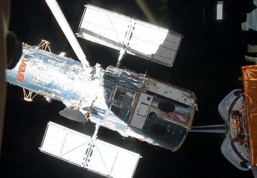 STS125-E-11779