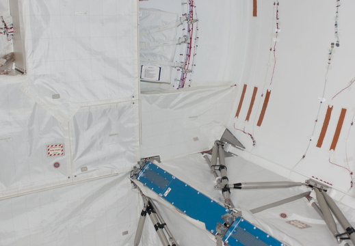 STS124-E-06594
