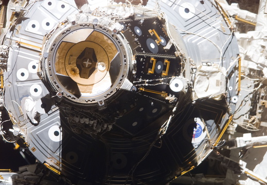 STS120-E-09843