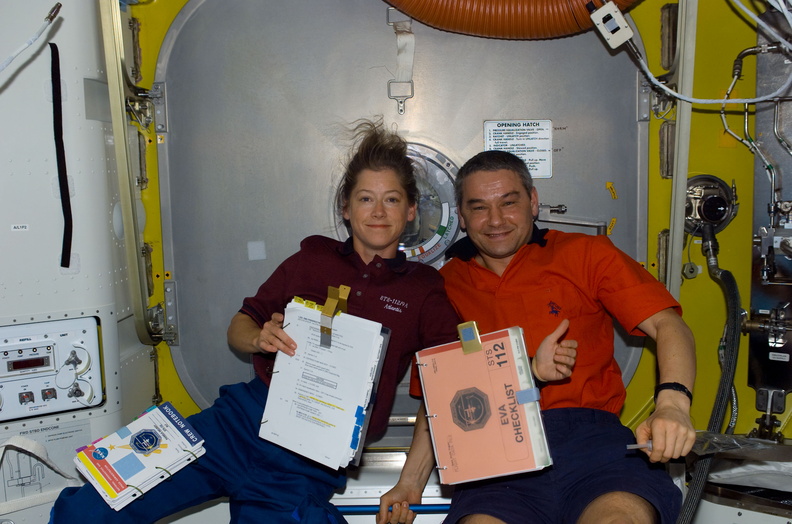STS112-E-05259.jpg