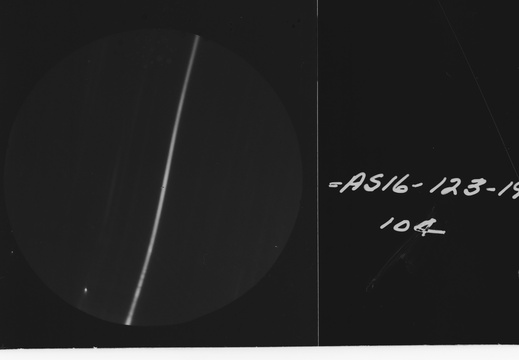 AS16-123-19716