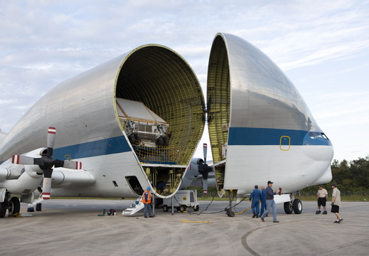 KSC-20161115-PH-JBS01-0030