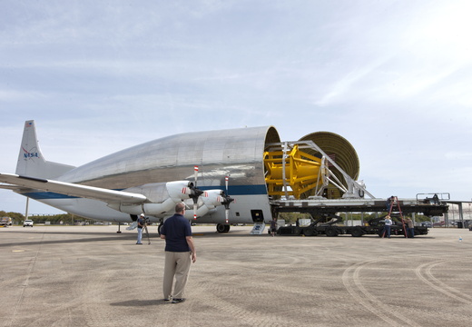 KSC-20190313-PH-KLS01-0017