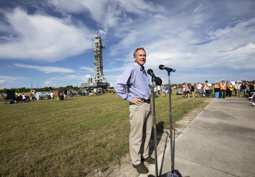 KSC-20180907-PH-CHS02-0008