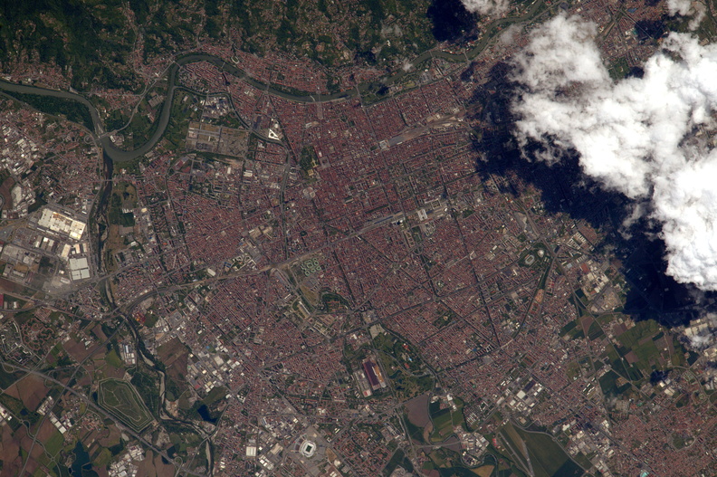 thom_astro_33705797373_Turin_Italy_from_space.jpg