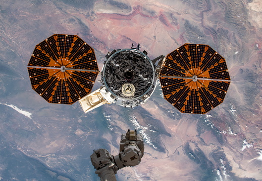 ISS061-E-150257