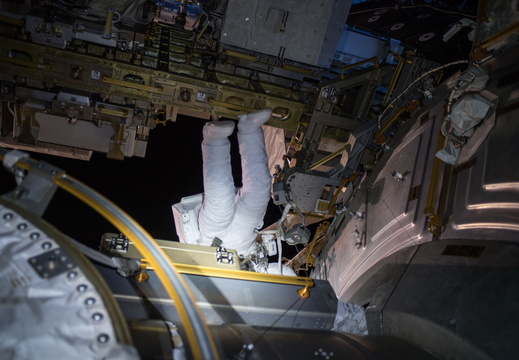 ISS055-E-006264