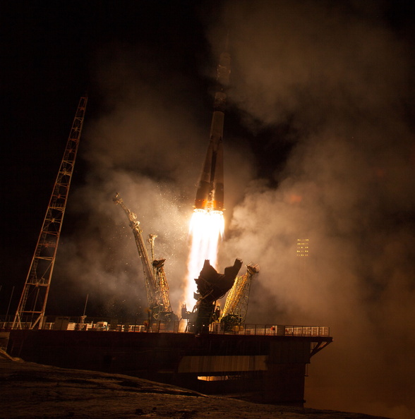 expedition-41-launch-201409260011hq_15205195767_o.jpg