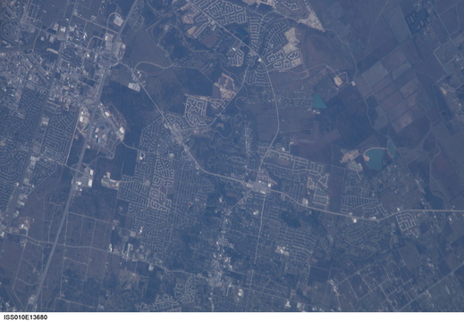 ISS010-E-13680