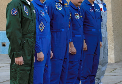 JSC2005-E-15224