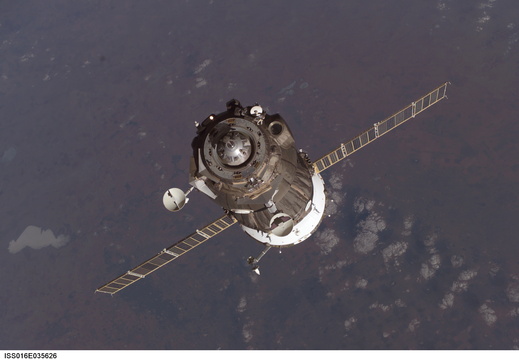 ISS016-E-035626