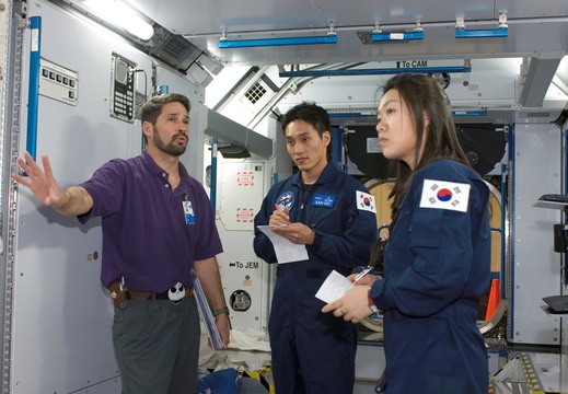 JSC2008-E-005186