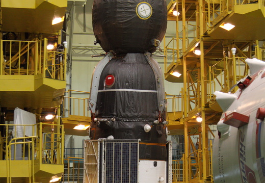 JSC2010-E-194862