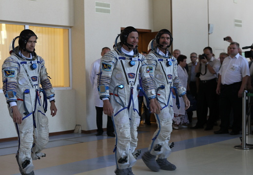 JSC2012-E-094088