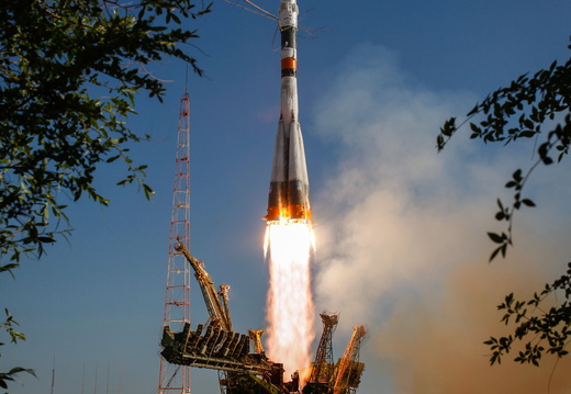 expedition-31-soyuz-launch 7203374334 o