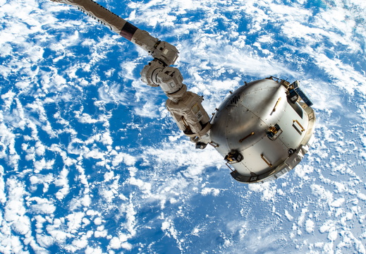 ISS070-E-097962