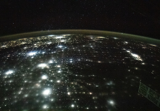 ISS070-E-062746