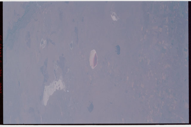 STS121-319-015