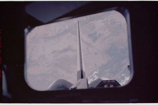 STS121-336-019.jpg