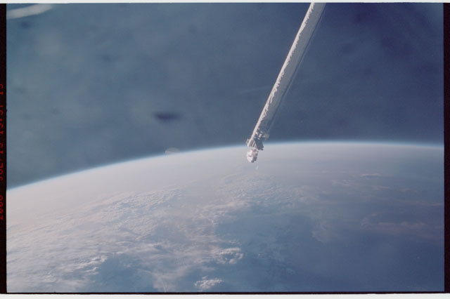 STS121-334-034.jpg