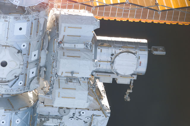 STS111-E-05682