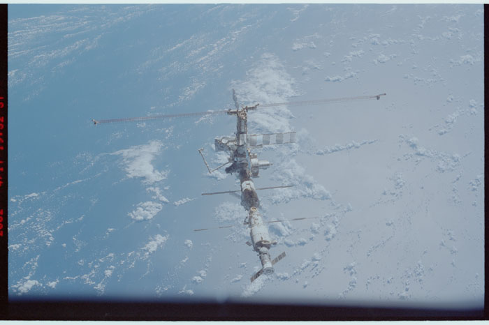 STS110-338-028.jpg