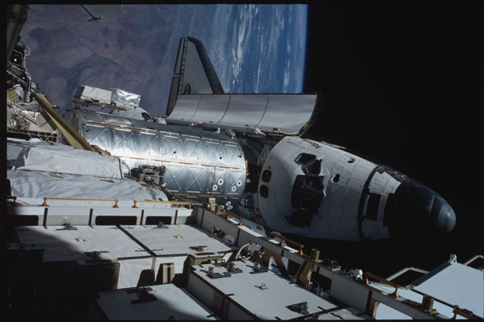 STS104-358-006.jpg